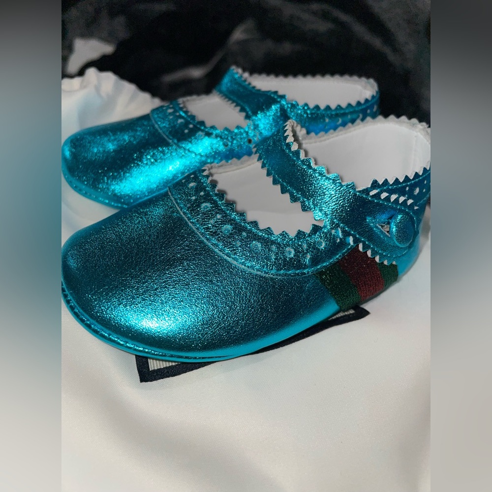Brand New Gucci Shoes US size 3 GUCCI size 19
